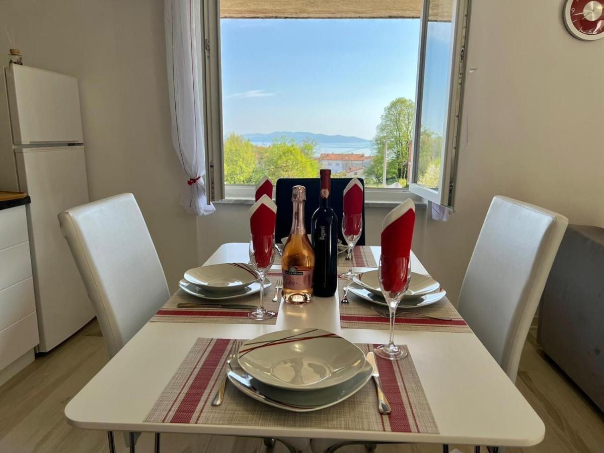 Vistamare Apartment